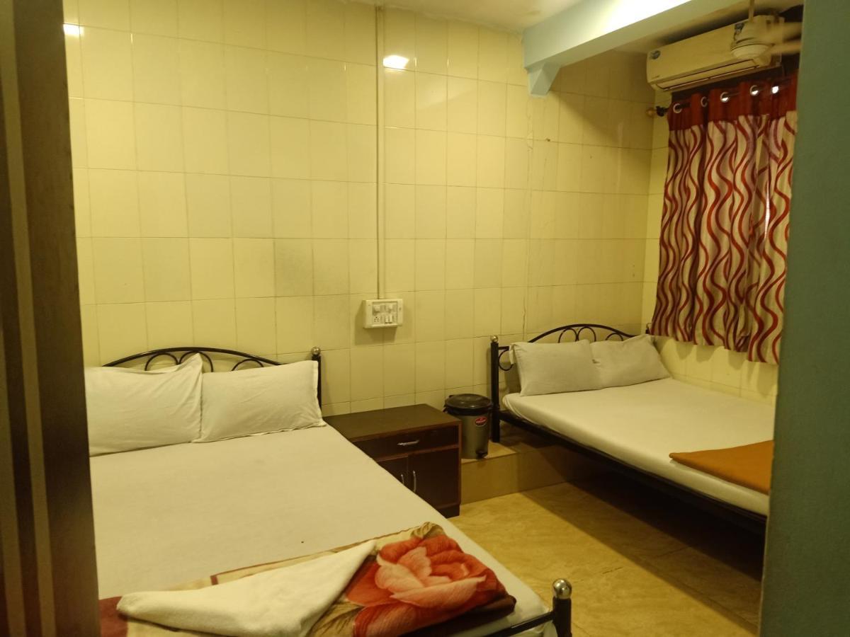 Hotel Central Inn Mumbai  Buitenkant foto